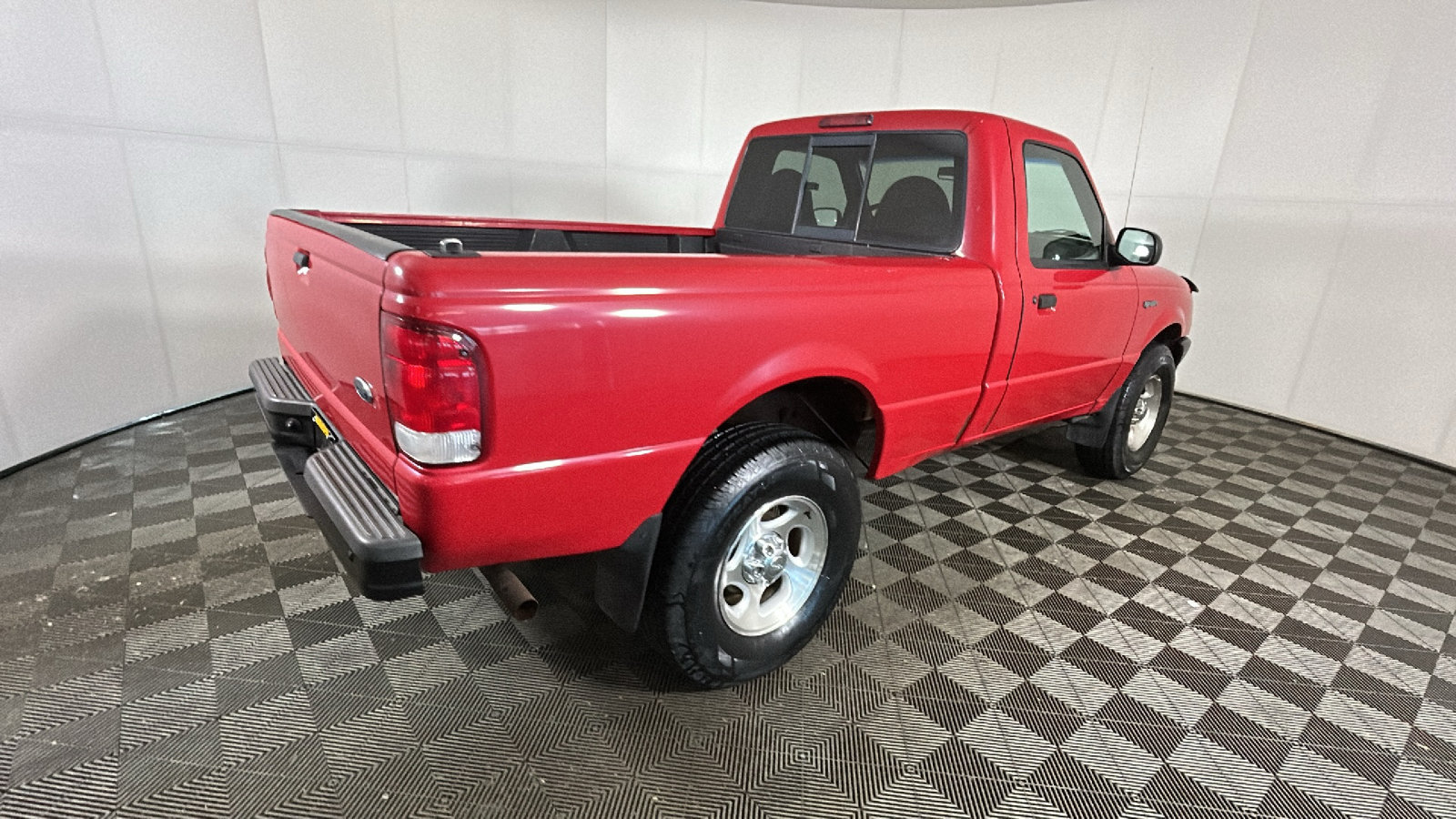Used 2000 Ford Ranger XL RWD image 2