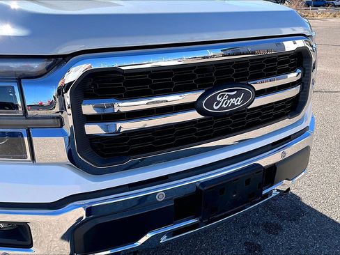 Used 2025 Ford F150 Lariat w/ Equipment Group 502A High image 33