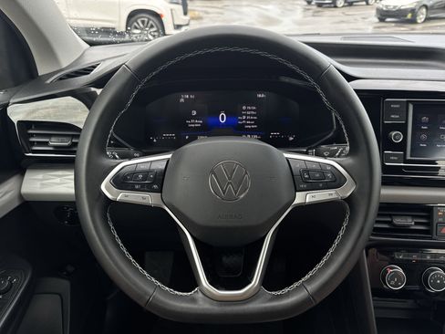Certified 2024 Volkswagen Taos S image 17