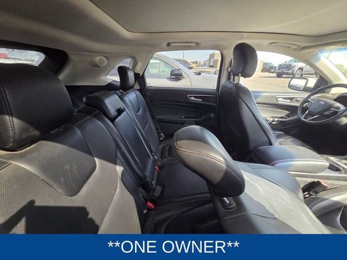 Used 2018 Ford Edge Titanium w/ Equipment Group 302A FWD image 12
