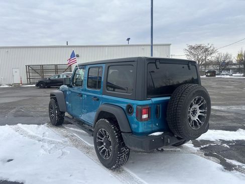 Used 2020 Jeep Wrangler Unlimited Sport image 7