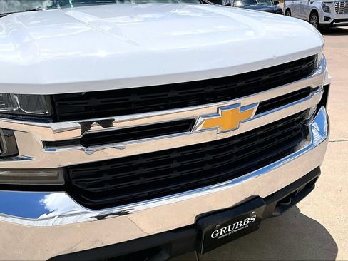 Used 2019 Chevrolet Silverado 1500 LT w/ Texas Edition AWD/4WD image 34