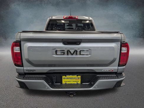 Used 2024 GMC Canyon AT4 w/ Technology Package AWD/4WD image 5