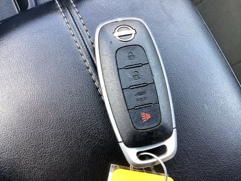 Used 2025 Nissan Sentra S FWD image 30