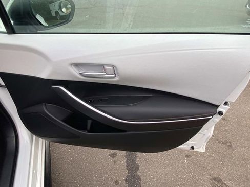 Used 2023 Toyota Corolla SE image 34