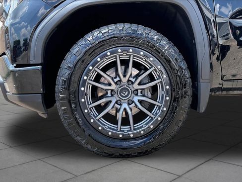Used 2022 GMC Sierra 1500 Elevation w/ Elevation Premium Package AWD/4WD image 11