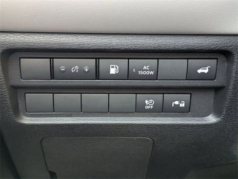 New 2025 Mitsubishi Outlander SEL image 29