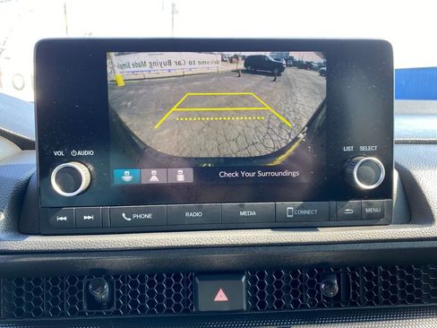 Used 2025 Honda CR-V LX image 27