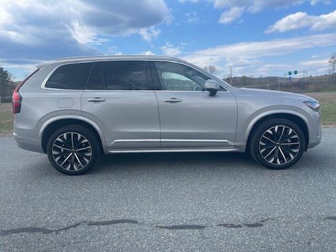 Used 2025 Volvo XC90 B6 Plus AWD/4WD image 5