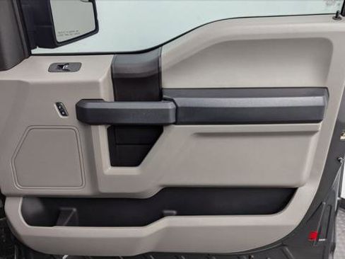 Used 2017 Ford F150 XL w/ Equipment Group 101A Mid image 19