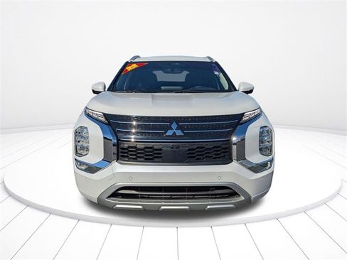 Used 2022 Mitsubishi Outlander SEL image 9