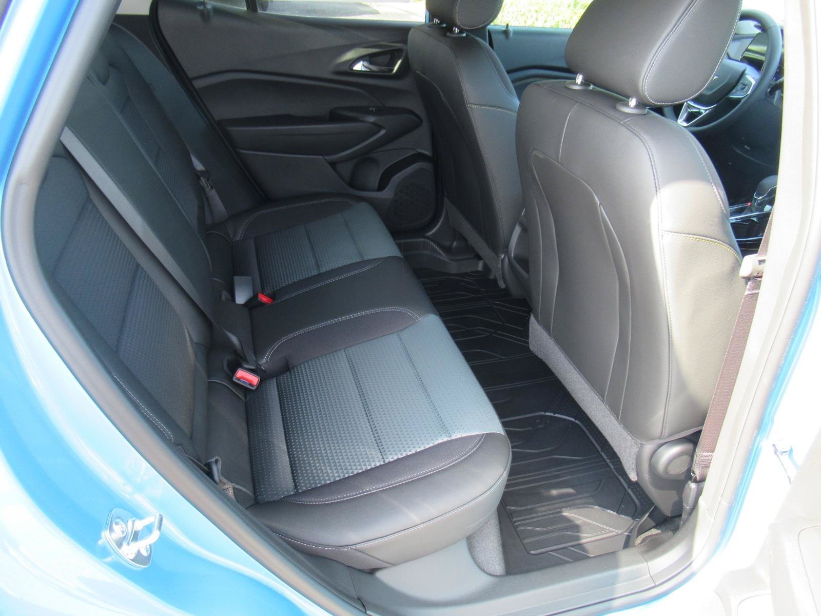New 2026 Chevrolet Trax LT w/ Driver Confidence Package FWD image 29