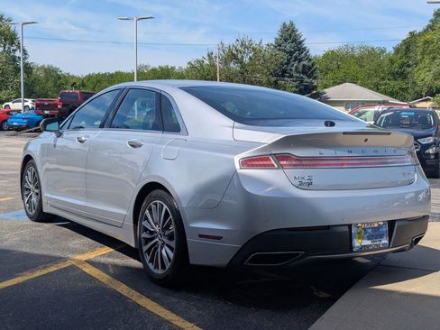 Used 2017 Lincoln MKZ Select w/ Select Plus Package AWD/4WD image 5