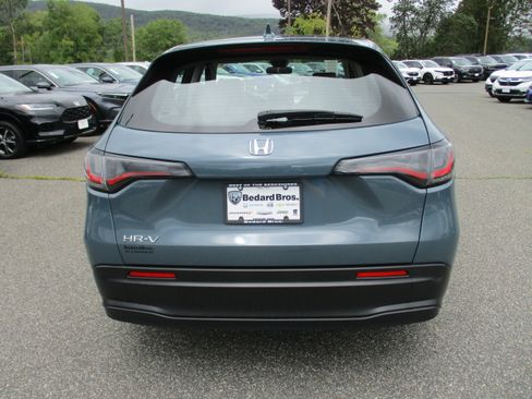 Certified 2024 Honda HR-V LX image 6