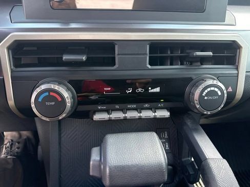 Used 2024 Toyota Tacoma SR5 RWD image 31