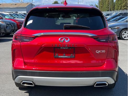 Used 2022 INFINITI QX50 Sensory image 4