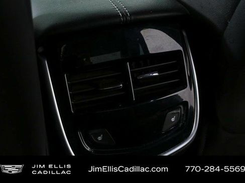 Used 2017 Cadillac XTS Luxury image 20