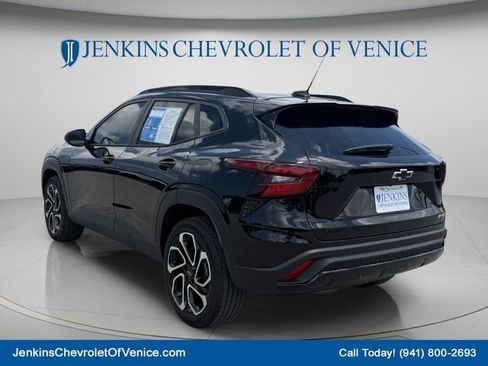 Used 2026 Chevrolet Trax RS w/ Driver Confidence Package FWD image 7