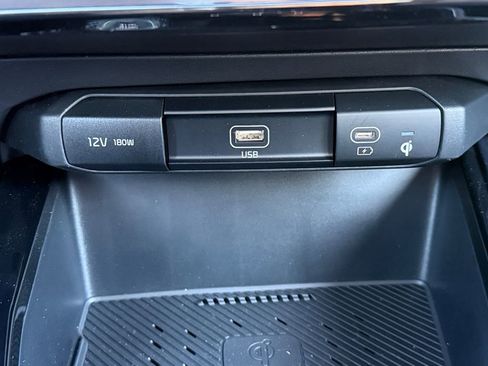 New 2025 Kia Niro EX w/ EX Cold Weather Package image 19