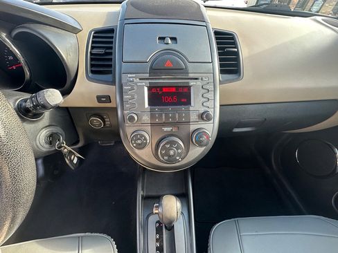 Used 2010 Kia Soul ! image 13