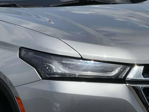Certified 2023 Chevrolet Traverse LT FWD image 10