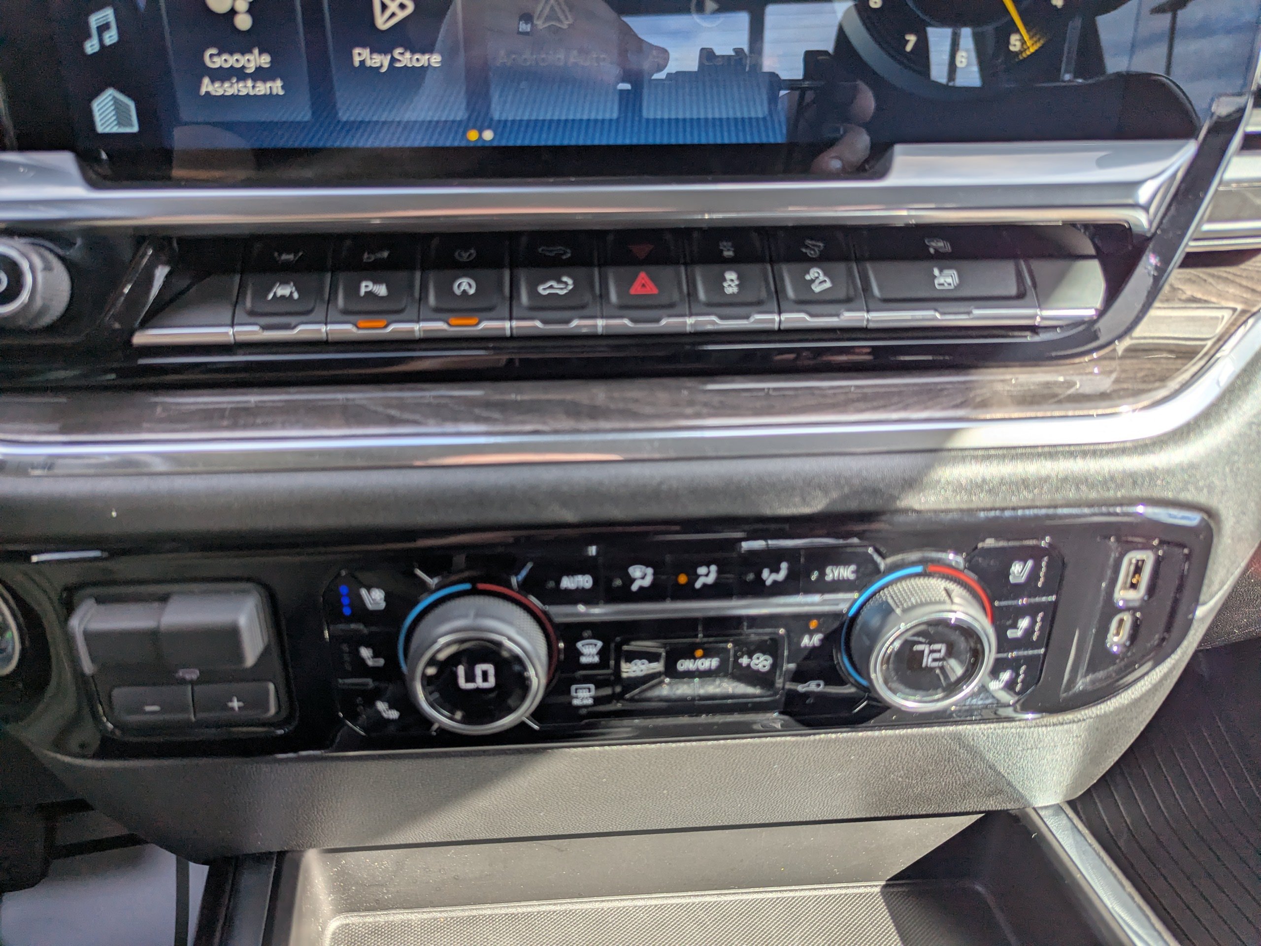 Certified 2023 Chevrolet Silverado 1500 LTZ AWD/4WD image 27