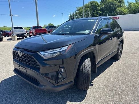 Certified 2023 Toyota RAV4 XLE Premium AWD/4WD image 6