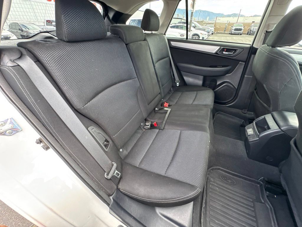 Used 2019 Subaru Outback 2.5i Premium AWD/4WD image 20