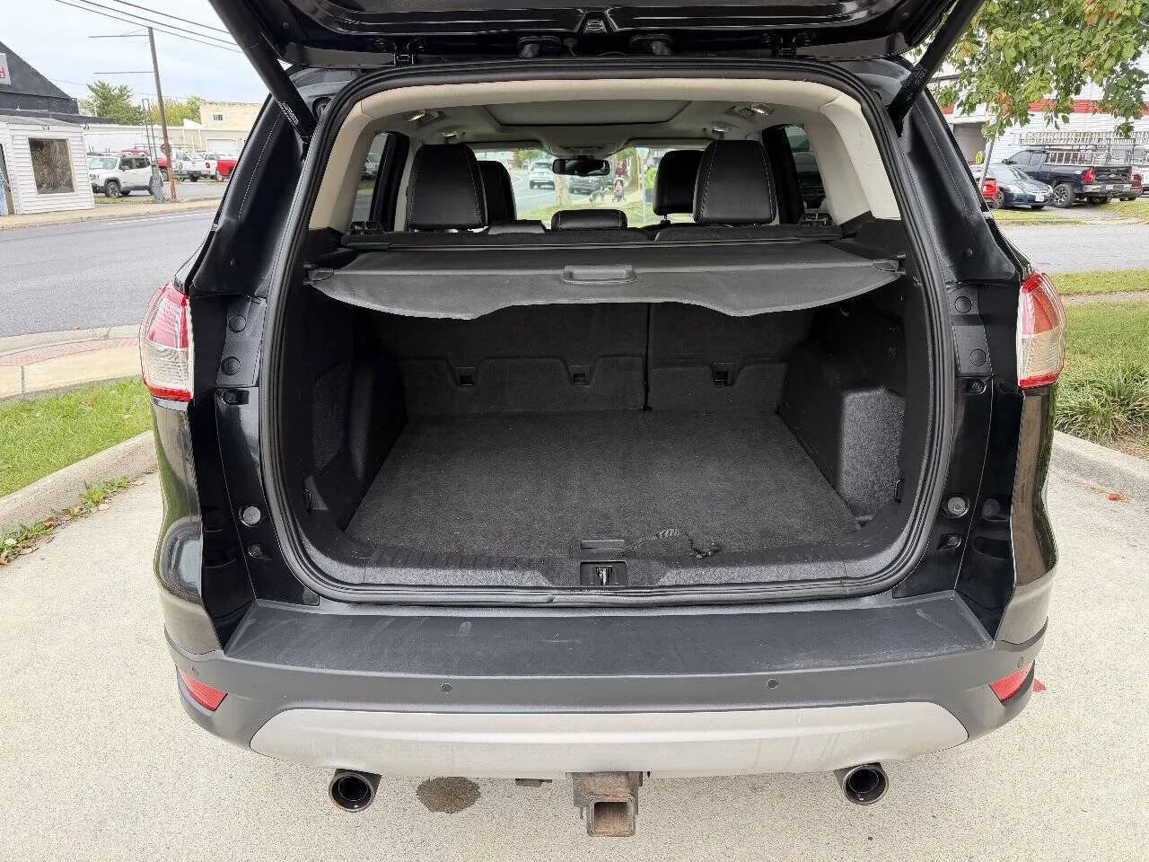 Used 2013 Ford Escape Titanium w/ Parking Technology Pkg AWD/4WD image 8