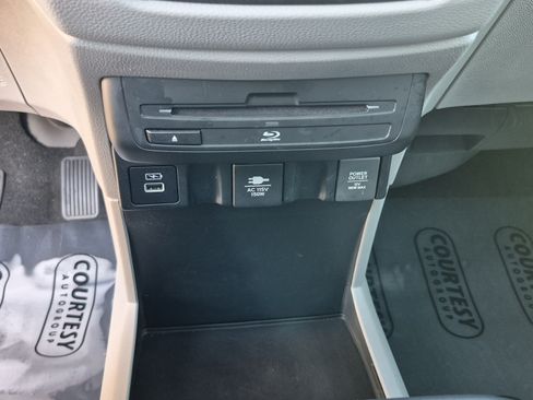 Used 2023 Honda Odyssey Touring image 30