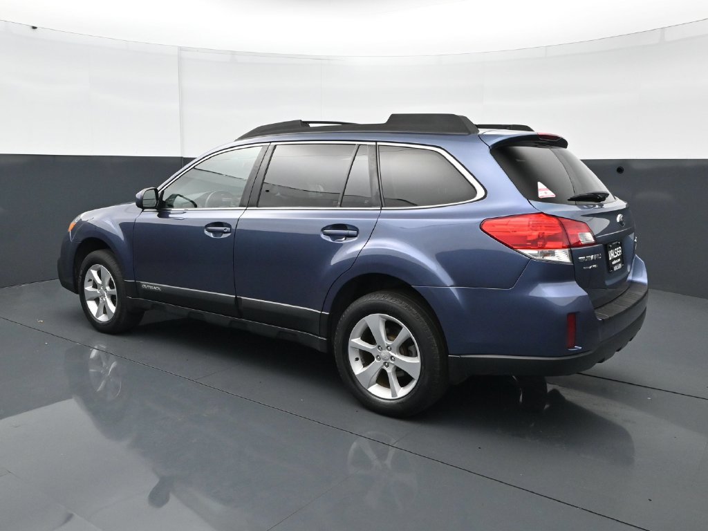 Used 2013 Subaru Outback Wilderness AWD/4WD image 4