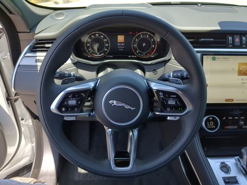 New 2026 Jaguar F-PACE R-Dynamic S image 29