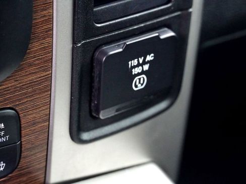 Used 2017 RAM 2500 Laramie w/ Sport Appearance Group image 20