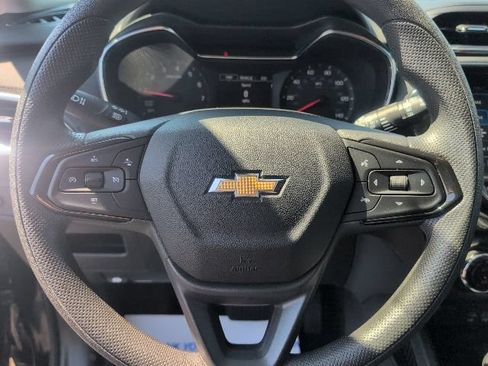 Used 2023 Chevrolet TrailBlazer LT w/ Convenience Package AWD/4WD image 22