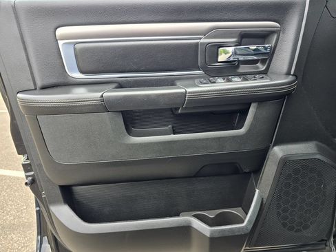 Used 2023 RAM 1500 Warlock AWD/4WD image 12