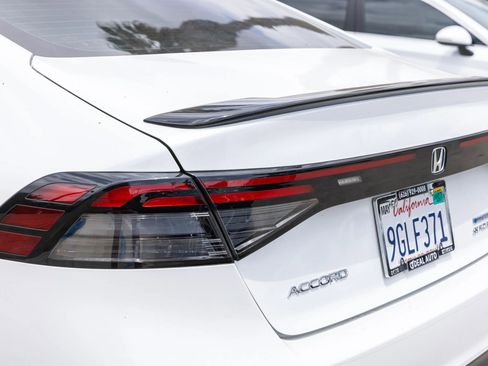 Used 2023 Honda Accord Sport image 14