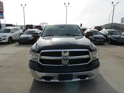 Used 2018 RAM 1500 ST w/ SXT Appearance Group image 7