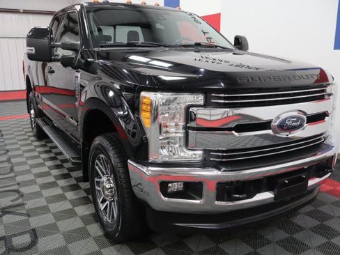 Used 2017 Ford F250 Lariat w/ Tow Technology Bundle AWD/4WD image 17
