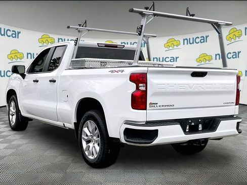 Used 2023 Chevrolet Silverado 1500 Custom AWD/4WD image 4