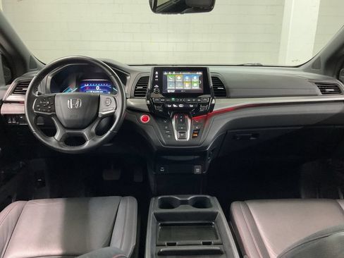 Used 2023 Honda Odyssey Sport image 8