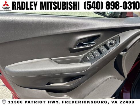 Used 2016 Chevrolet Trax LS FWD image 5