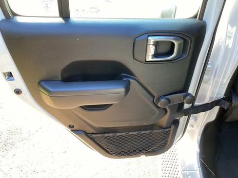 Used 2023 Jeep Wrangler Sport image 10