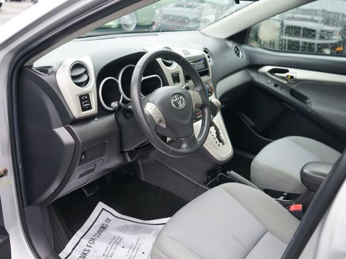 Used 2009 Toyota Matrix S AWD/4WD image 9