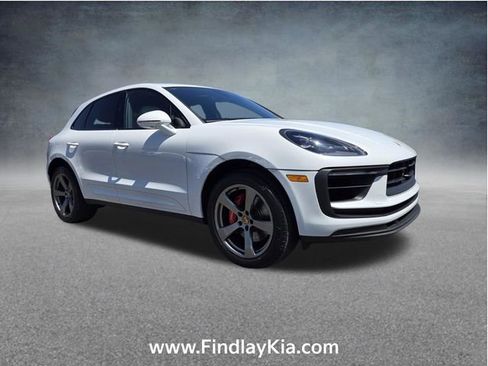 Used 2022 Porsche Macan S AWD/4WD image 3
