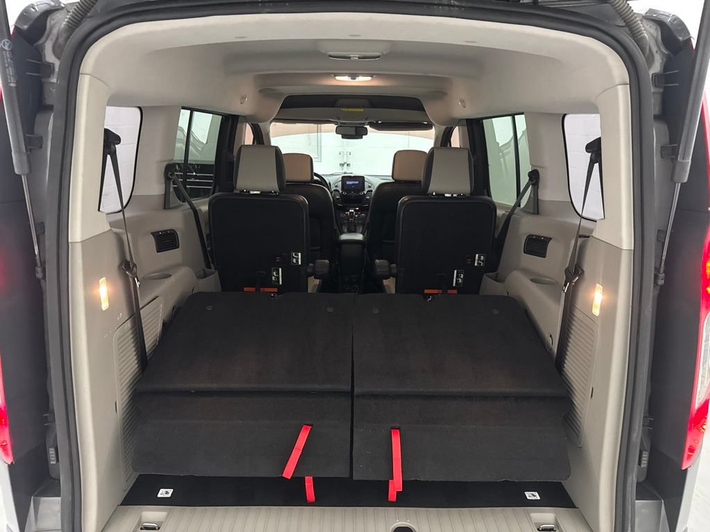 Used 2019 Ford Transit Connect Titanium FWD image 7