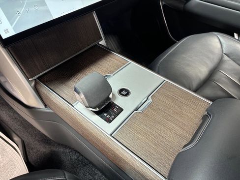 Used 2024 Land Rover Range Rover SE image 14