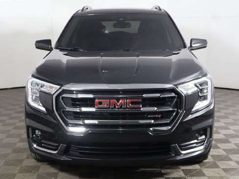Used 2024 GMC Terrain AT4 w/ Infotainment Package II image 15