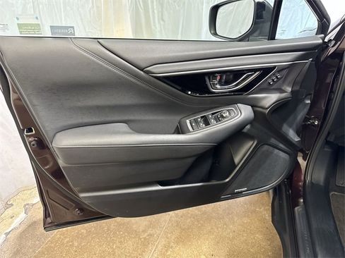 Used 2023 Subaru Outback Limited image 22