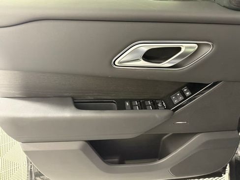 Used 2026 Land Rover Range Rover Velar Dynamic SE AWD/4WD image 13