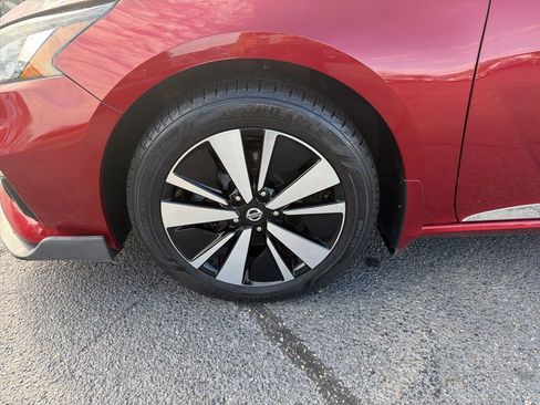 Used 2019 Nissan Altima 2.5 SV image 10